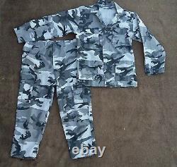 Men's M/L Black & Gray Camouflage Coat & Pants Uniform Set with Ripstop fabric