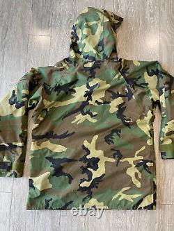 Military Cold Weather Gore-Tex Parka Woodland Camouflage Mens Large Long Set