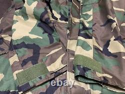 One Set Of Parka Cold Weather Camouflage Woodland Jacket -MR, Pants -SR