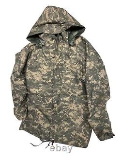 Set Parka Cold Weather Universal Camouflage Parka & Trousers both Small Regular