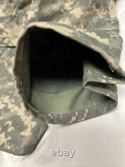 Set Parka Cold Weather Universal Camouflage Parka & Trousers both Small Regular