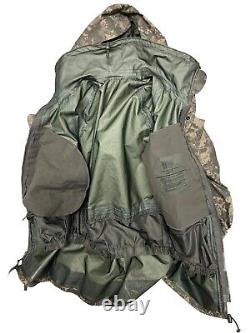 Set Parka Cold Weather Universal Camouflage Parka & Trousers both Small Regular