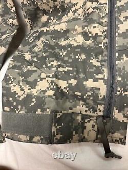 Set Parka Cold Weather Universal Camouflage Parka & Trousers both Small Regular