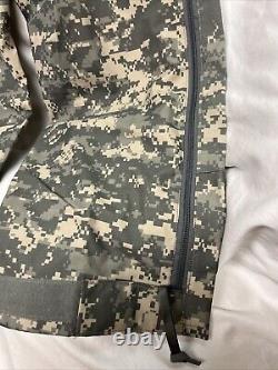 Set Parka Cold Weather Universal Camouflage Parka & Trousers both Small Regular