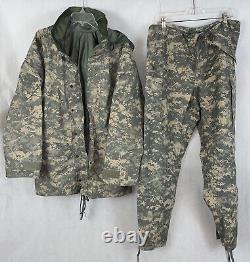 USArmy GORETEX Parka Cold Weather Camouflage Set Includes Jacket (S) & Pants (M)