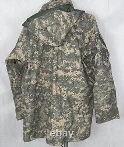 USArmy GORETEX Parka Cold Weather Camouflage Set Includes Jacket (S) & Pants (M)