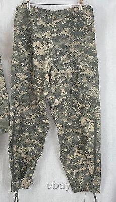 USArmy GORETEX Parka Cold Weather Camouflage Set Includes Jacket (S) & Pants (M)