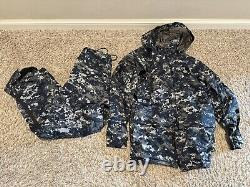 US Navy Hood Jacket Trousers Set USN Digital Camo Work Parka Mens Small Regular