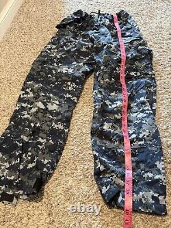 US Navy Hood Jacket Trousers Set USN Digital Camo Work Parka Mens Small Regular