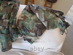 Vintage set Army camouflage Trous M XL inseam, XL shirt, Med jacket Men & Woman