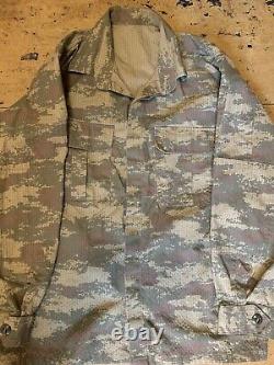 Ensemble D'uniforme De Camouflage Numérique De L'armée Turque