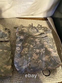 Ensemble de l'uniforme de combat de l'armée américaine SET Pantalon 27-31 pouces à la taille + Veste coupe-vent (M Reg)