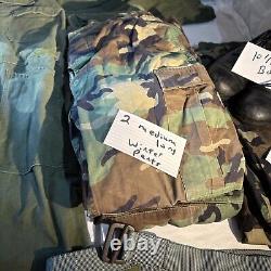 Ensemble militaire. Combinaison XL, 4 ensembles d'uniformes de camouflage - Taille moyenne longue et plus