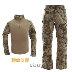 Ensemble tactique de combat de l'armée avec uniformes de camouflage, équipement, chemise et pantalon tactiques