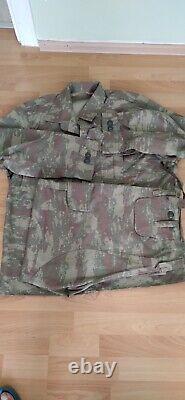 Ensemble véritable de tenue de camouflage numérique de l'armée turque 2010, motif camo bdu 2.