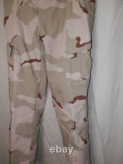 Lot (40 pièces) de nouveaux vêtements tactiques/camouflage de toutes tailles - ÉCONOMISEZ $$$