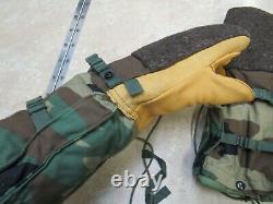 Us Extreme Cold Weather Mitten Set Woodland Camouflage With Harness Medium