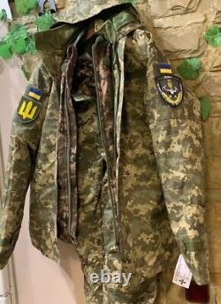 Véritable tenue de combat d'hiver de l'armée ukrainienne, uniforme à deux pièces, camouflage pixel MM14.