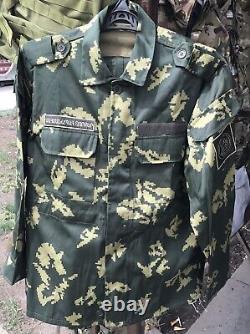Veste et pantalon de camouflage de l'uniforme militaire original de l'armée arménienne.