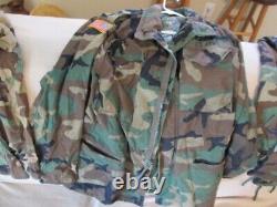 Vintage Set Army Camouflage Trous M XL Inseam, XL Chemise, Veste Med Hommes & Femme